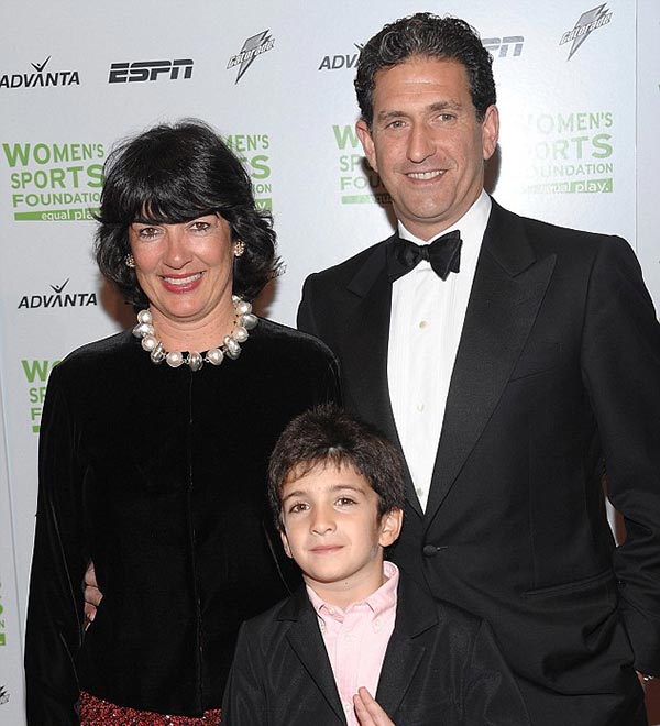 Image of Christina Amanpour with husband and son